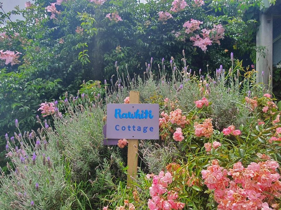 Rawhiti Cottage At Kaeppeli'S Kuaotunu ภายนอก รูปภาพ